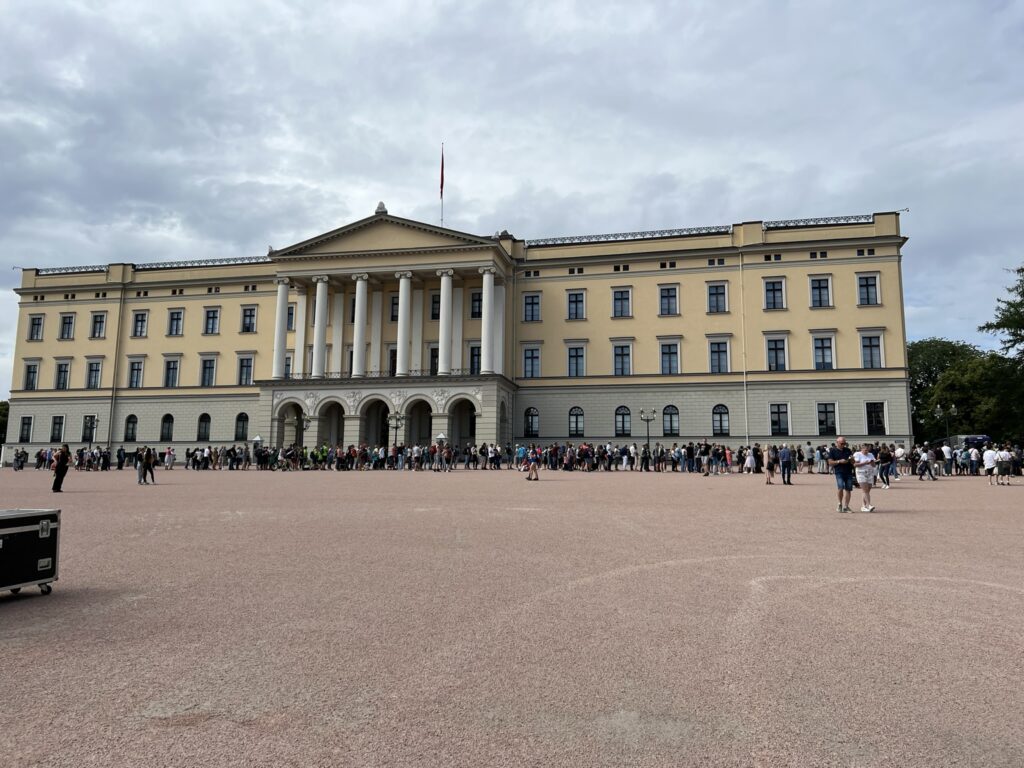 Det Kongelige Hoff (Norwegian Royal Palace) Oslo Norway